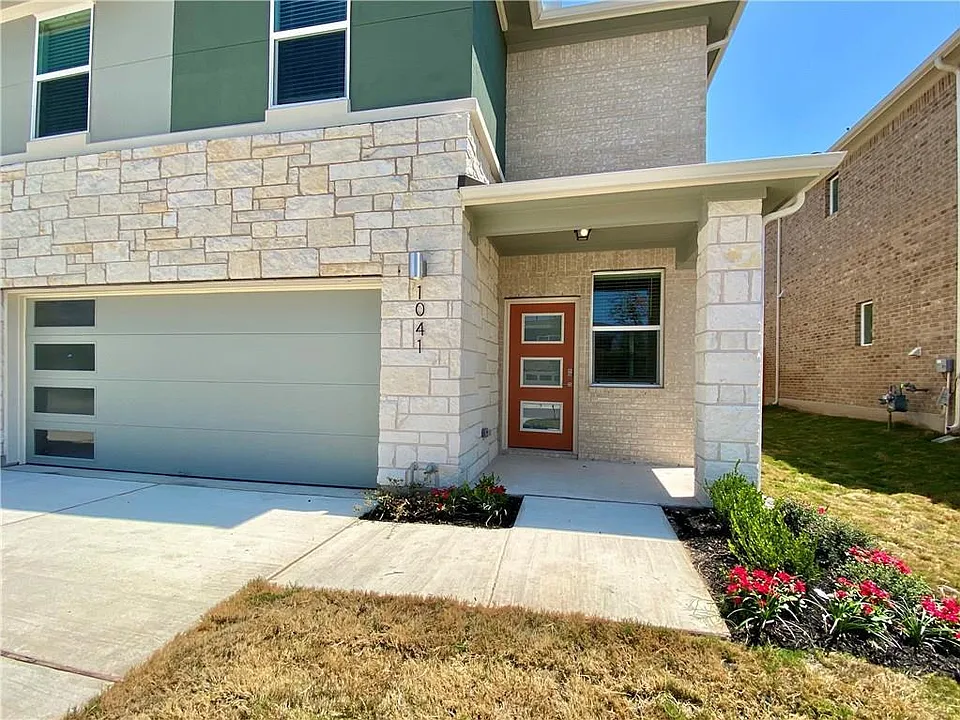 1041 Winnsboro Loop