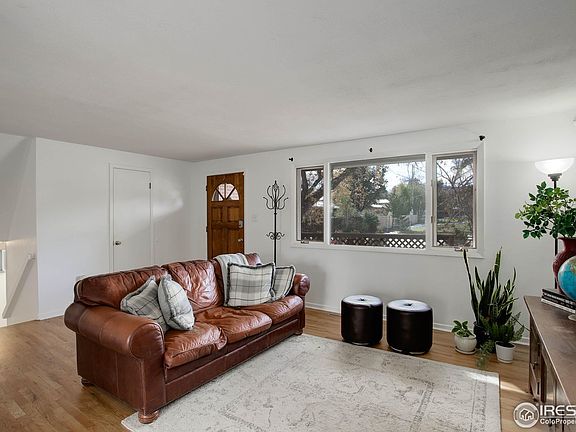 4th image of 4135 Moorhead Ave