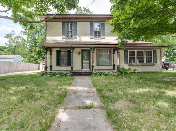 208 W Michigan Ave, Augusta, MI 49012