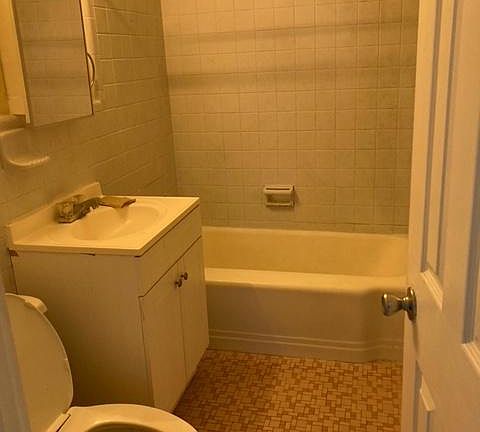 4th image of 1239 N Dupre St #A