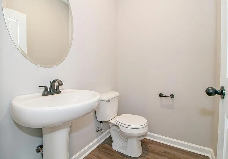 1115 Hillwood Dr — Photo 5