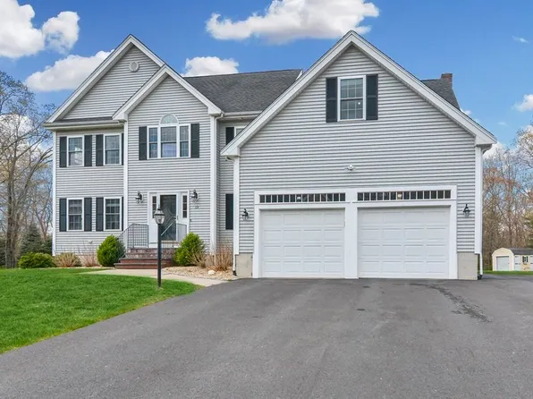 19 Highridge Rd, Bellingham, MA 02019