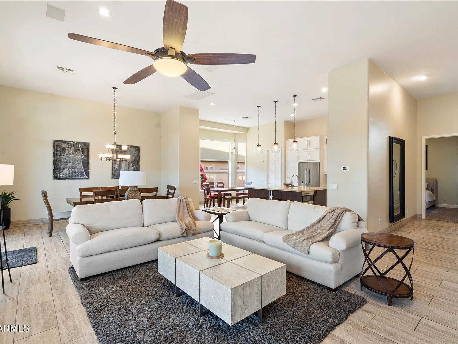 4 bed, 3.0 bath, 2839 sqft, $7,500 — Photo 4