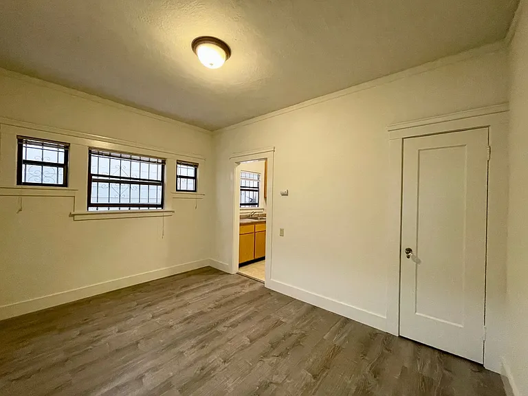 Lantz Building 10 - 359 Grand Ave — Photo 6