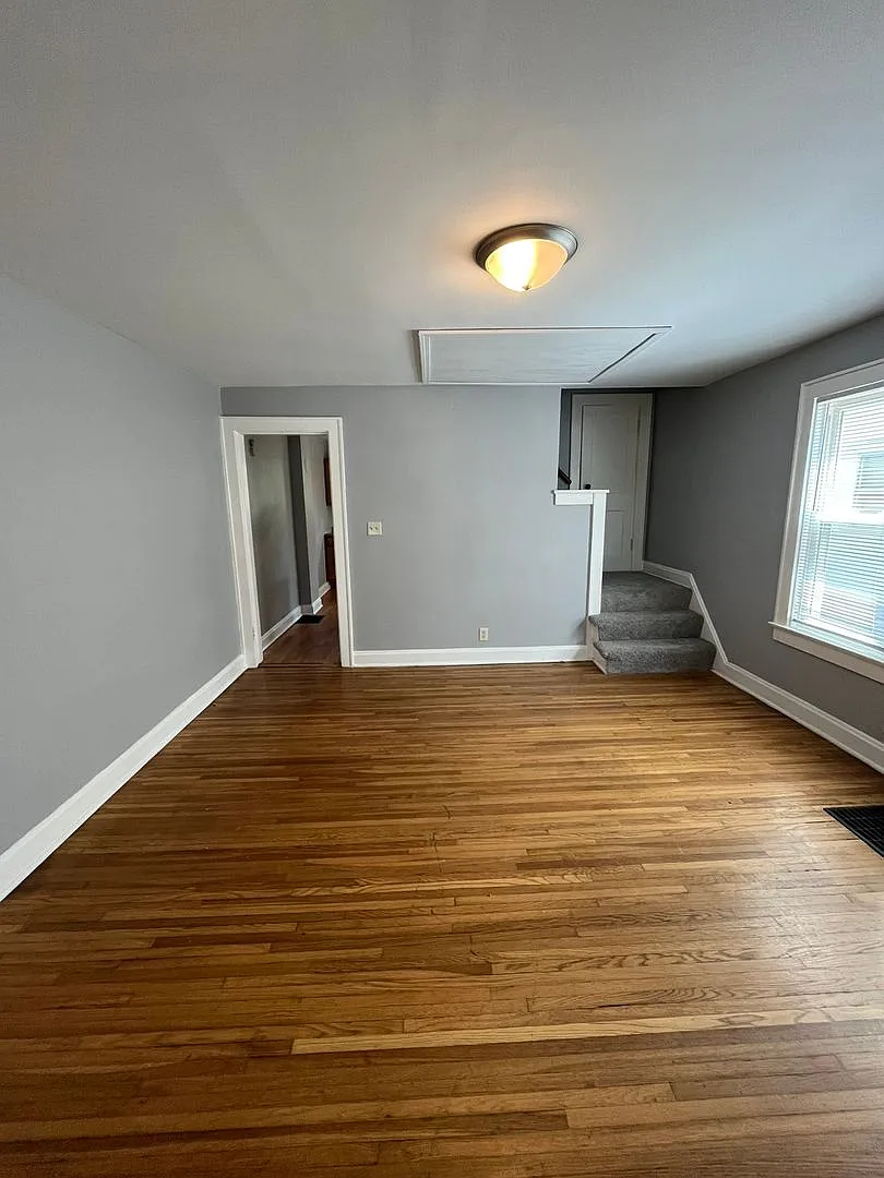 452-454 S Huron Ave. — Photo 3
