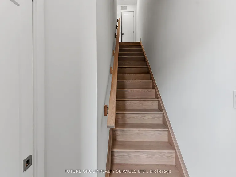 86 Kenwood Ave #2 — Photo 2