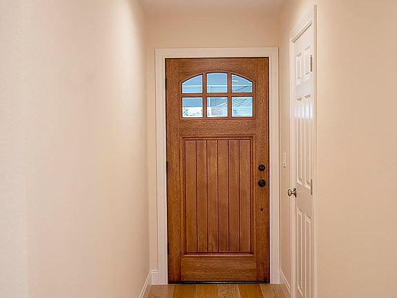 2nd image of 1566 Adrien Dr