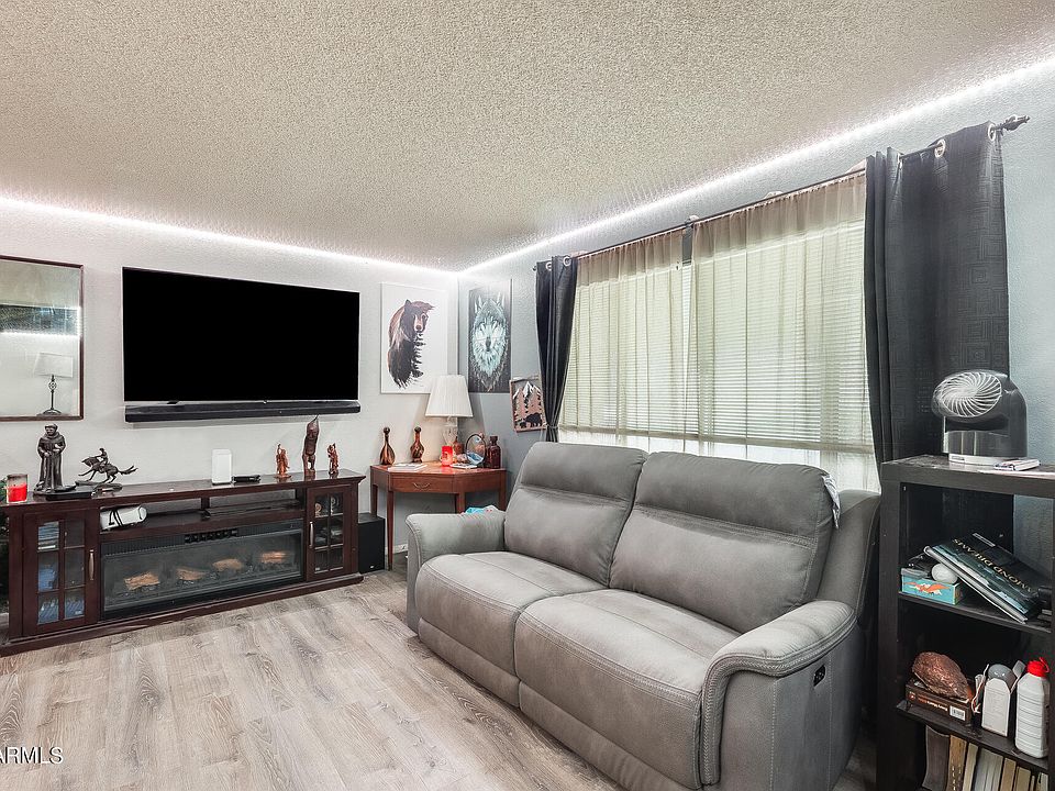1st image of 700 W UNIVERSITY Drive #145