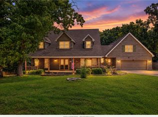 9570 Palomino Dr, Rogers, AR 72758