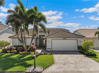 9090 Old Hickory Cir, Fort Myers, FL 33912