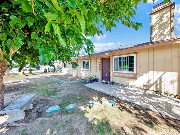 17319 Newmont Ave, Lake Los Angeles, CA 93535