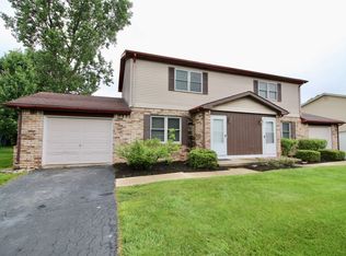 9722-9724 Bishopswood Ln, Perrysburg, OH 43551