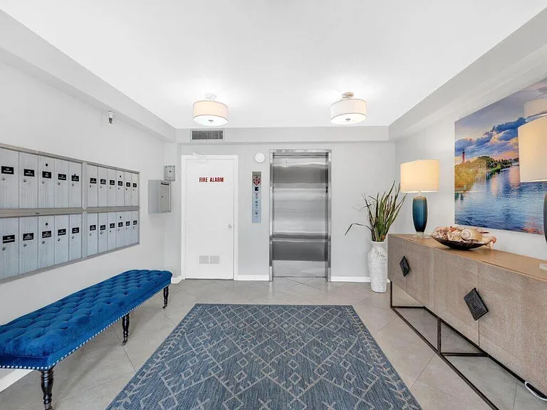 300 N Highway A1A #405H — Photo 15