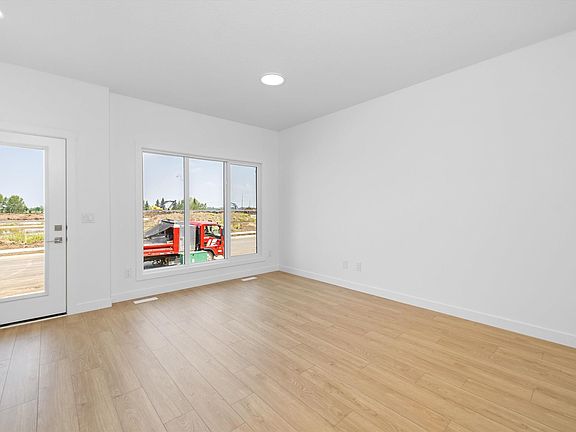 5th image of 123 Sereno Ln