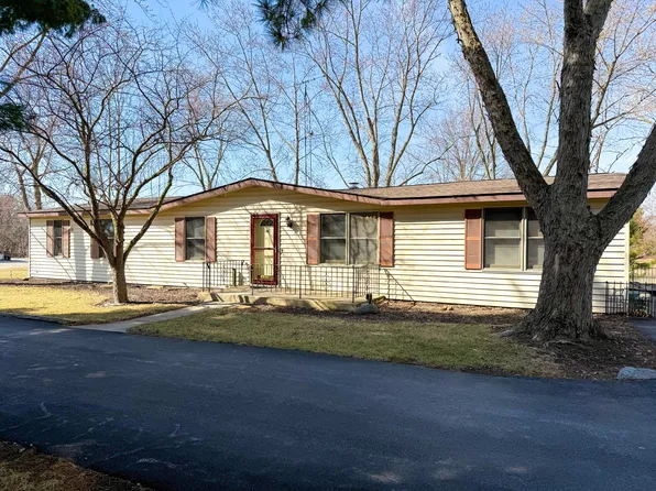 15250 White Oak Ave, Lowell, IN 46356