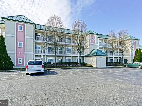 2nd image of 34383 Summerlyn Dr APT 111