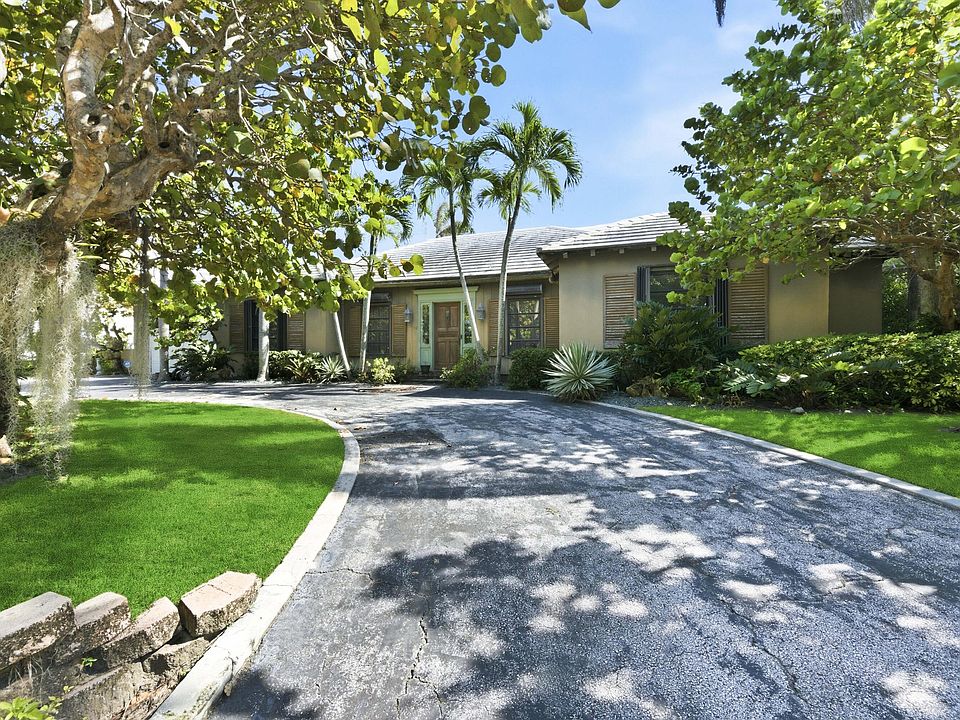 1st image of 112 Algoma Road