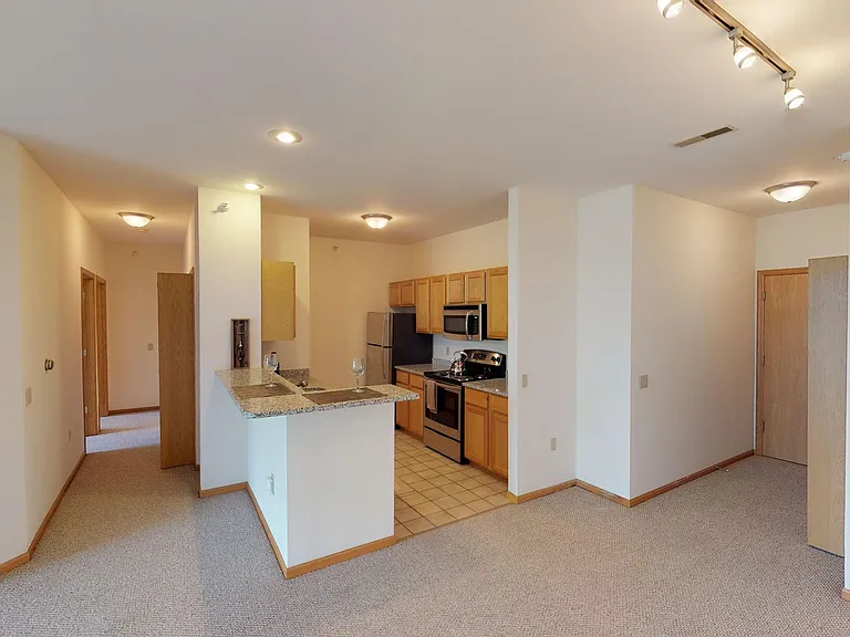 Seminole Woods Apartments — Photo 109