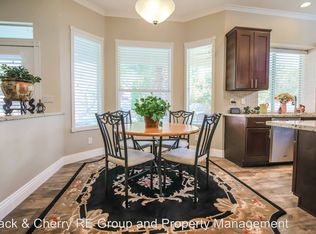 9500 Treasure Beach Ct, Las Vegas, NV 89117