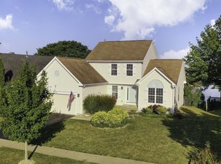 1853 Carrier Cir, Plainfield, IL
