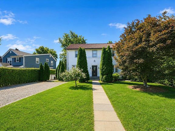 3rd image of 32 Deerfield Avenue