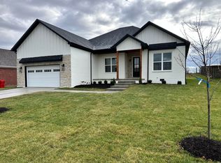 109 Halfhill Ln, Nicholasville, KY 40356