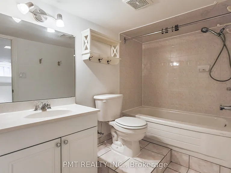 50 Massey St — Photo 17