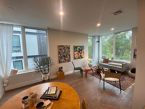 5th image of 860 Putnam Ave #3F