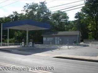 12 Carverton Rd, Shavertown, PA 18708