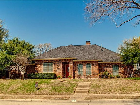 2nd image of 648 Villawood Ln