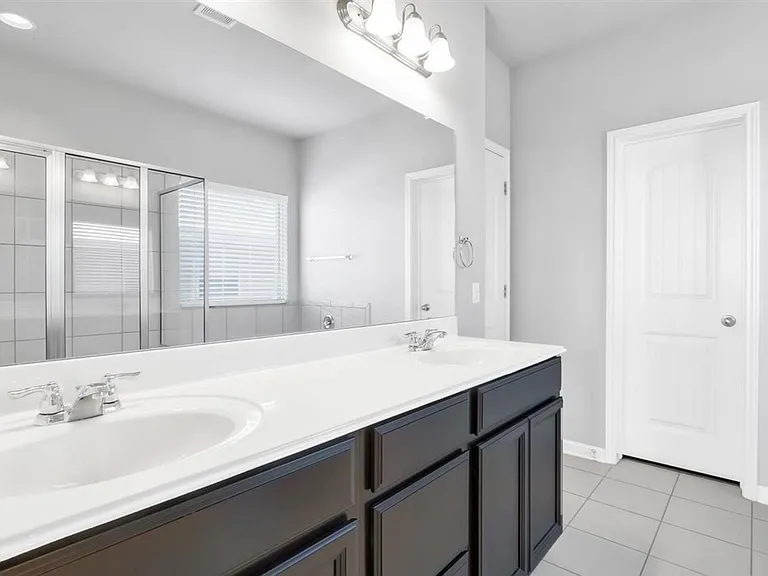 131 Desert Rose Dr — Photo 18