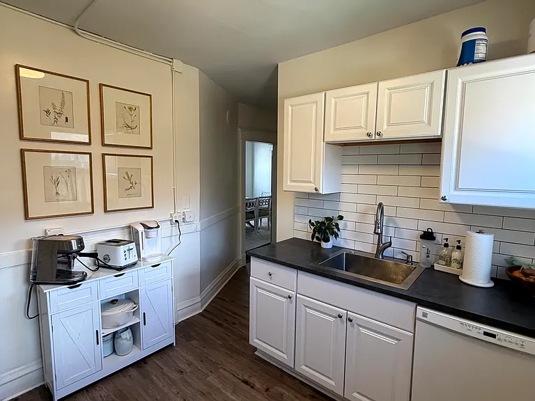 627 S Hale St #1 — Photo 6