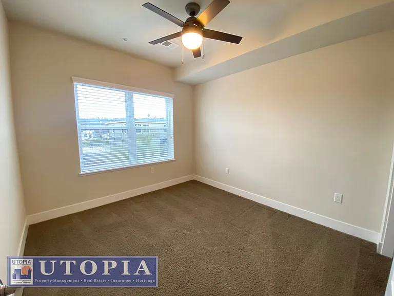 716 Darwin St #304 — Photo 13