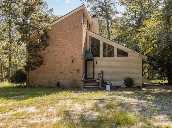 348 Falling Creek Ln, Goldsboro, NC 27530