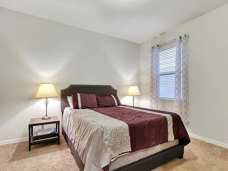 5611 Barletta Dr — Photo 28