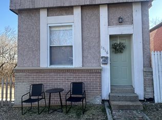 1516 N 5th St, Saint Charles, MO 63301