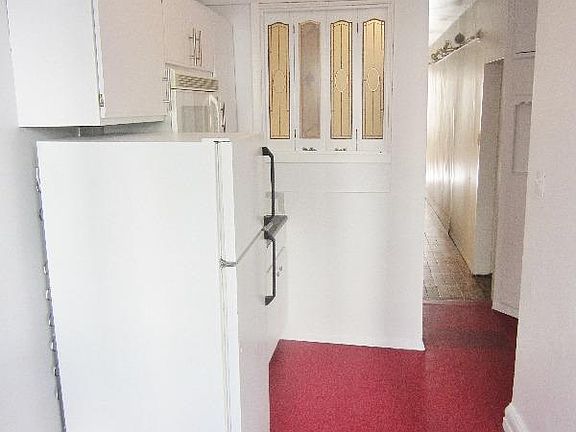 5th image of 452 W 47th St APT 3A