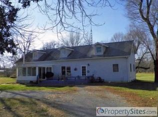 13008 Illinois Route 16, Irving, IL 62051