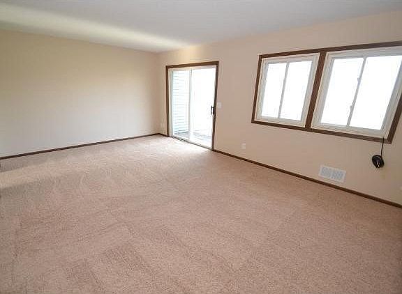 5th image of 7031 146th Street Court
