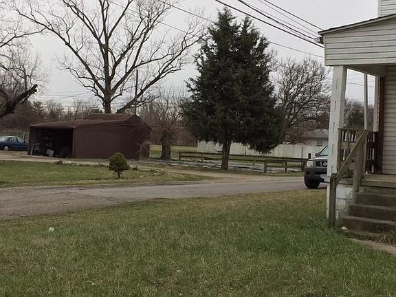 3rd image of 739 Stambaugh Ave