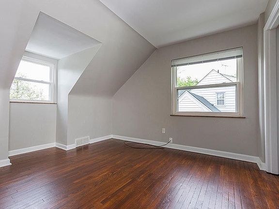 5th image of 6326 Hammel Ave #2