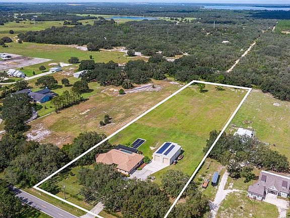 3rd image of 3933 Mammoth Grove Rd