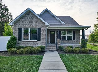 619 N Jefferson St, Shelbyville, TN 37160