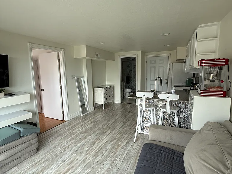 Coral Ridge Dr — Photo 15
