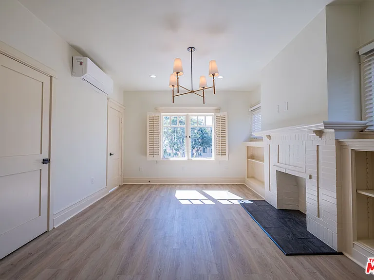 216 N Catalina Ave #216C — Photo 11