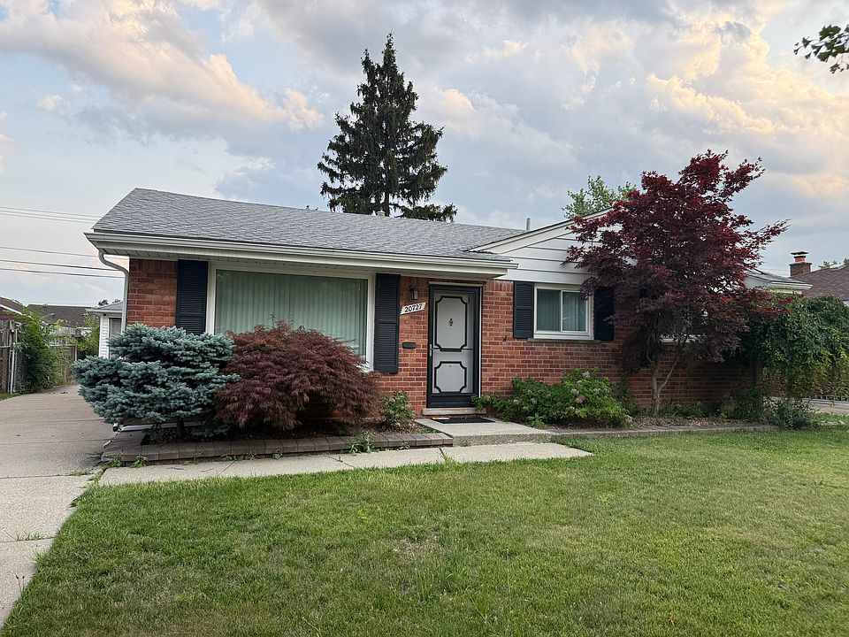 1st image of 20727 Brooklawn Dr