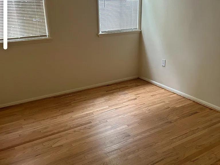 2436 Gramercy Ave #2436 — Photo 14
