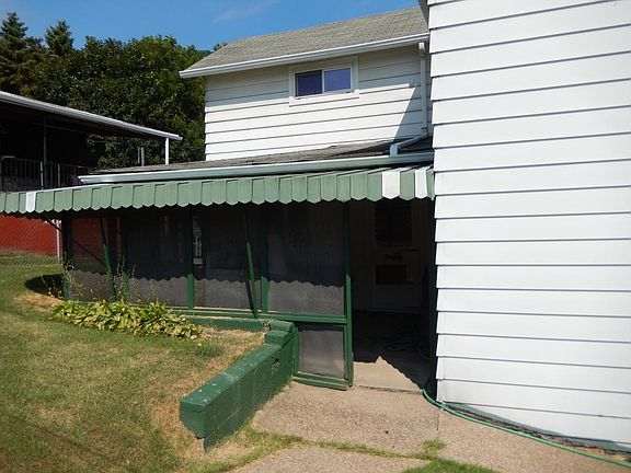 2nd image of 942 Shady Ave
