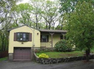 8 Leon Cir, Medford, MA 02155