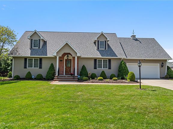 2nd image of 16 Marick Park Dr